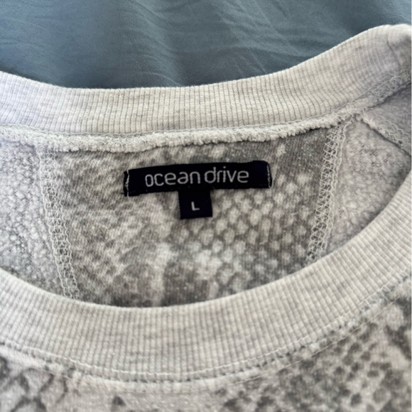 Ocean drive snake skin sweatshirt L - Picture 2 of 4